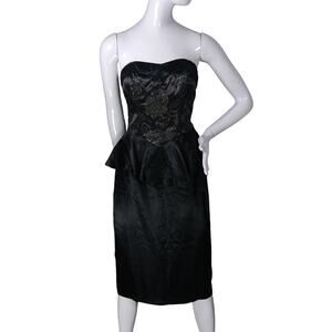 Vintage Wild Dress Party Dress Size 9/10 Black and Metallic Strapless Peplum Cut